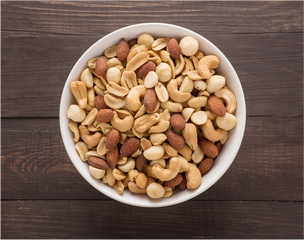 3 TIPS TO MAKE THE MOST OF YOUR DAY EATING PEANUTS, ALMONDS AND DIFFERENT NUTS