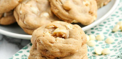 Macadamia cookies with white chocolate: The sweet craving that you don't want to stop eating!